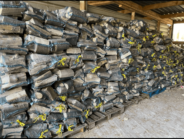 Netted Sacks Softwood 450mm x 650mm
